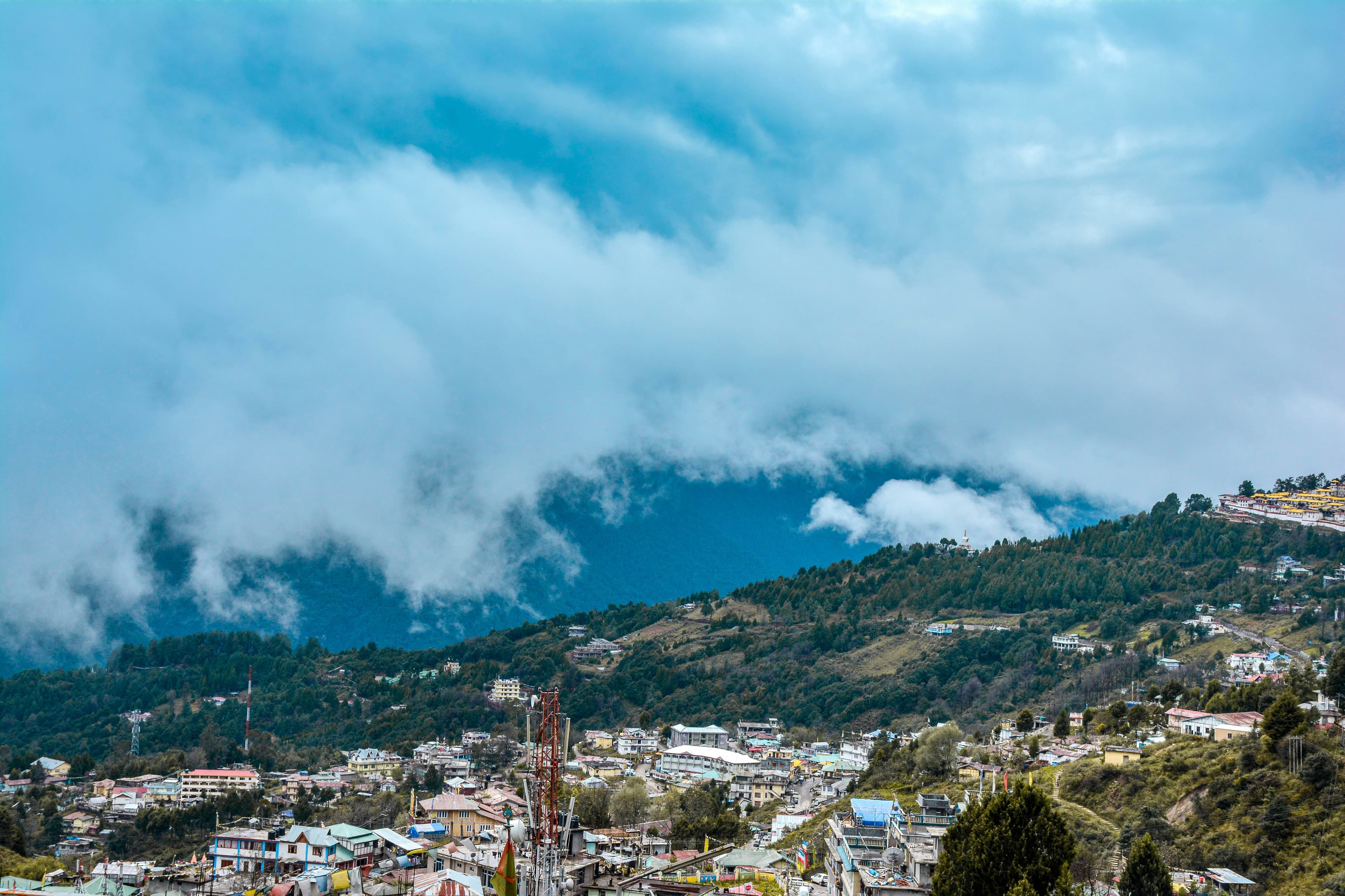 Offbeat Arunachal for Friends: Dong Sunrise, Mayodia Snow & Siang Thrill – 10D/9N slide 1
