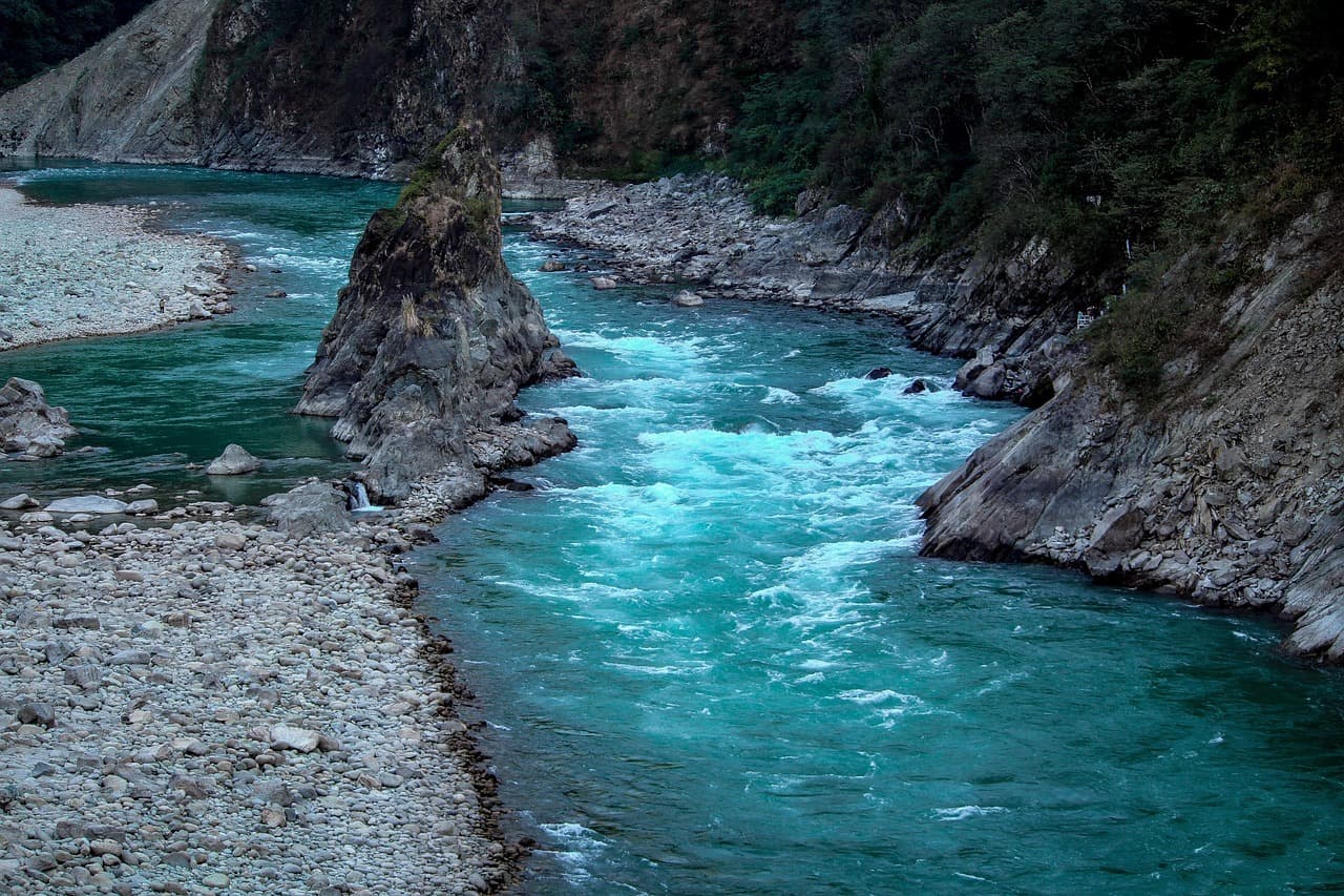Adventurous Tawang: Lakes, Bum La & Monpa Trails – 5D/4N slide 5