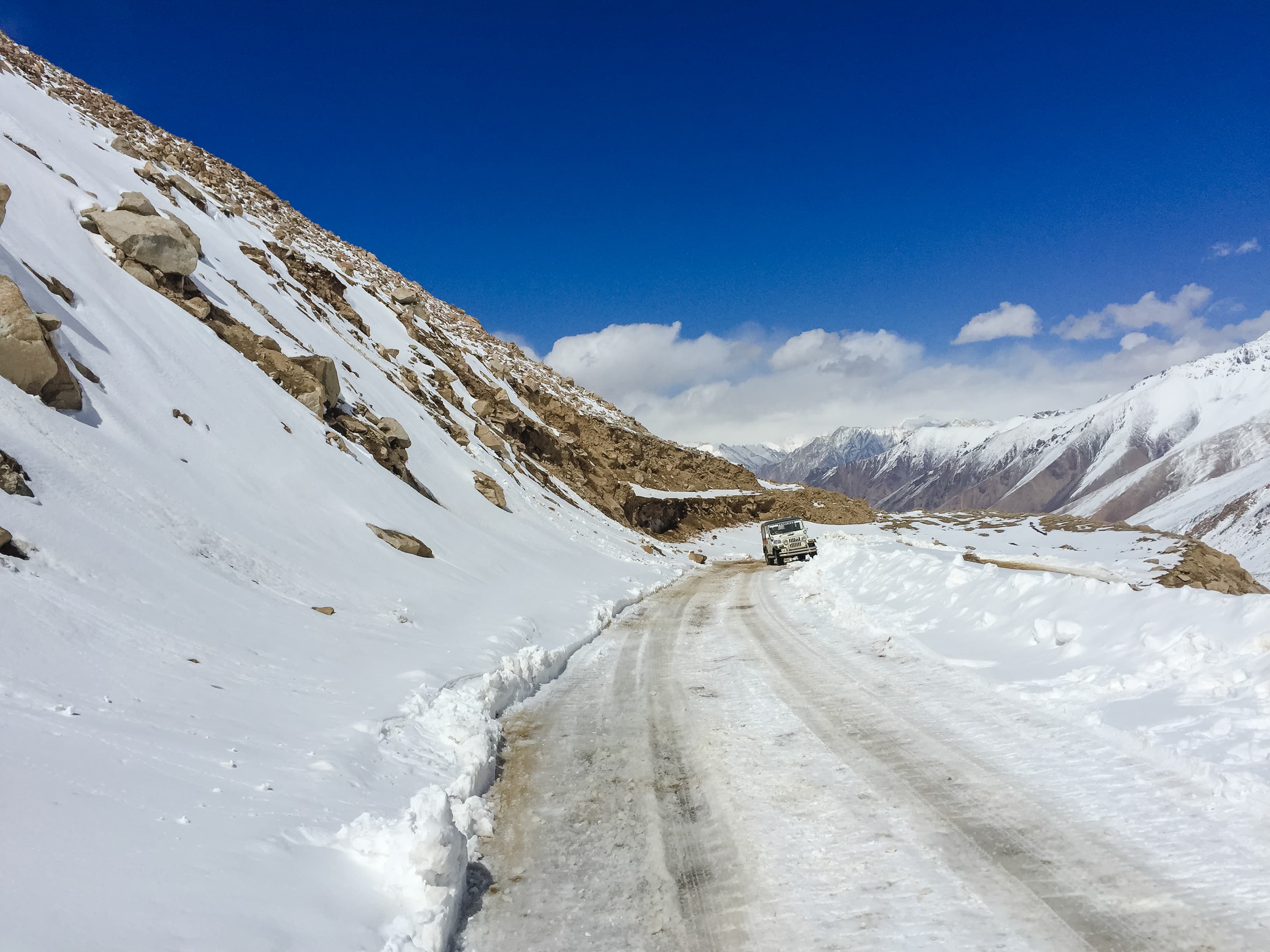 Chandratal → Manali