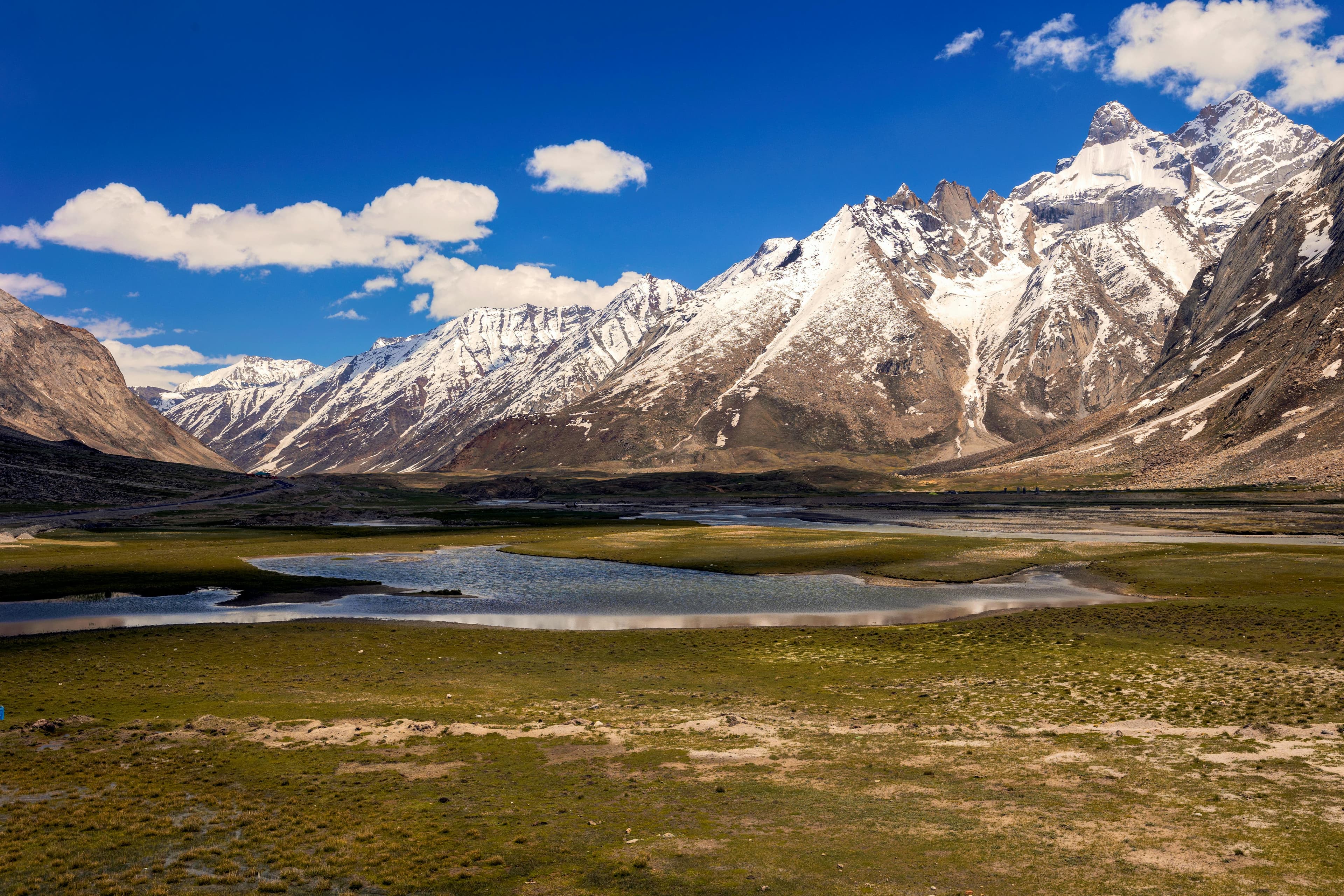 Top Offbeat Places in Kashmir (10 Days / 9 Nights) slide 1