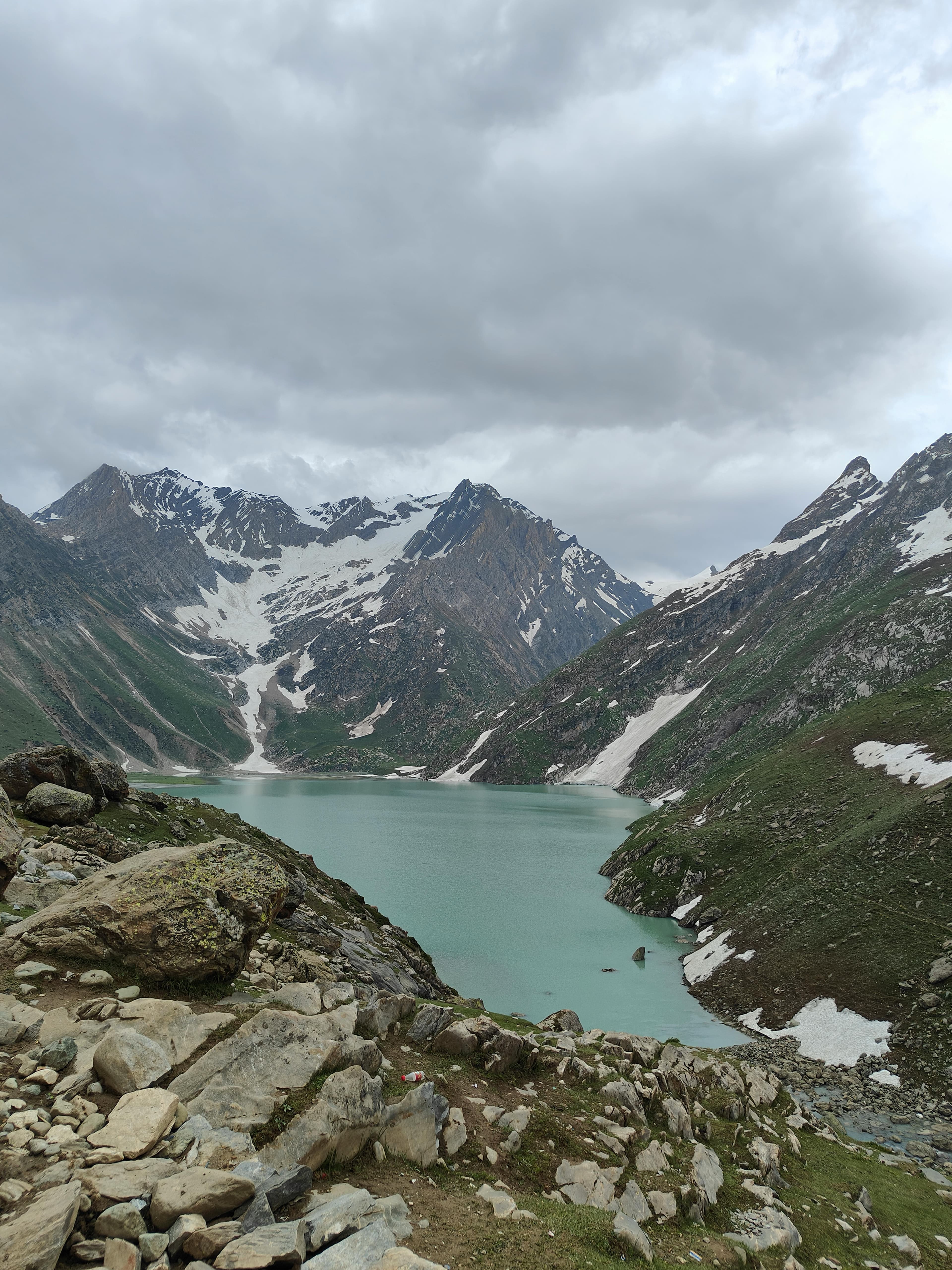 Tarsar Marsar Lakes Trek