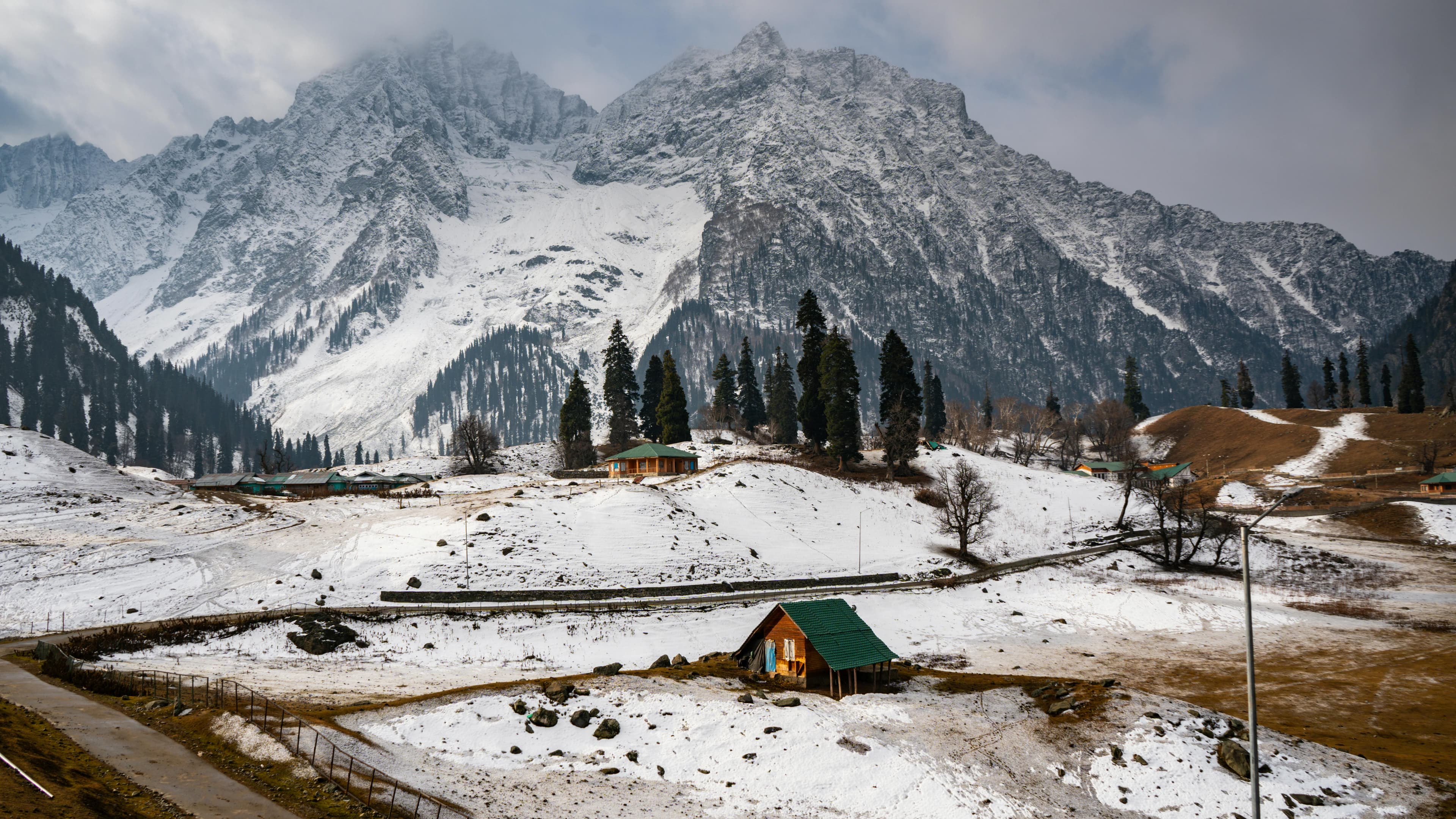 7N/8D Family Itinerary: Jammu, Srinagar, Gulmarg, Pahalgam, Sonmarg slide 4