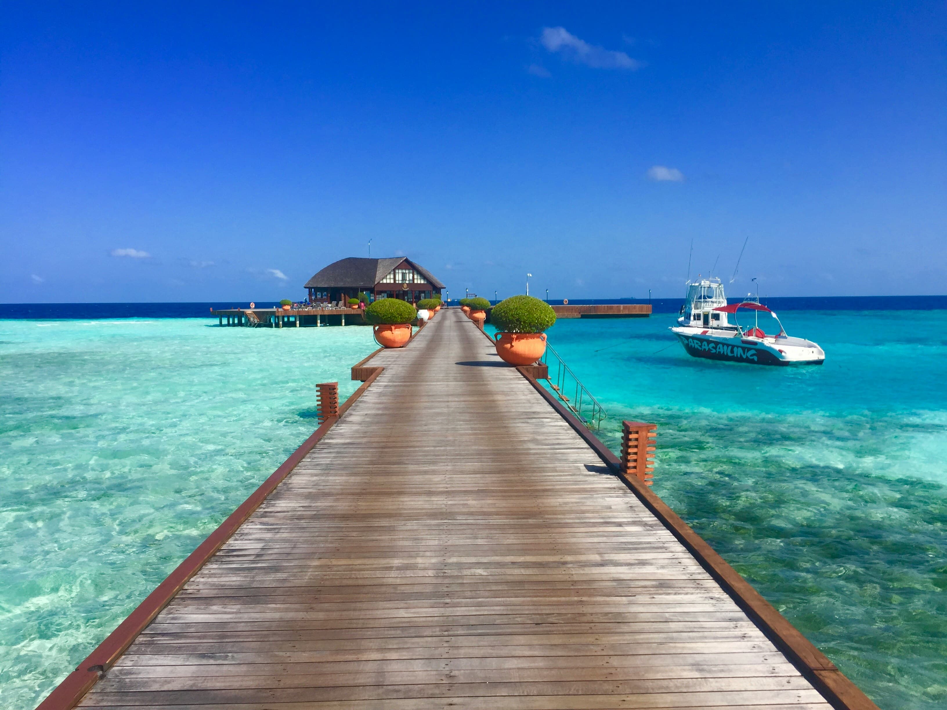 Maldives Honeymoon – Ultra-Luxury Itinerary slide 2