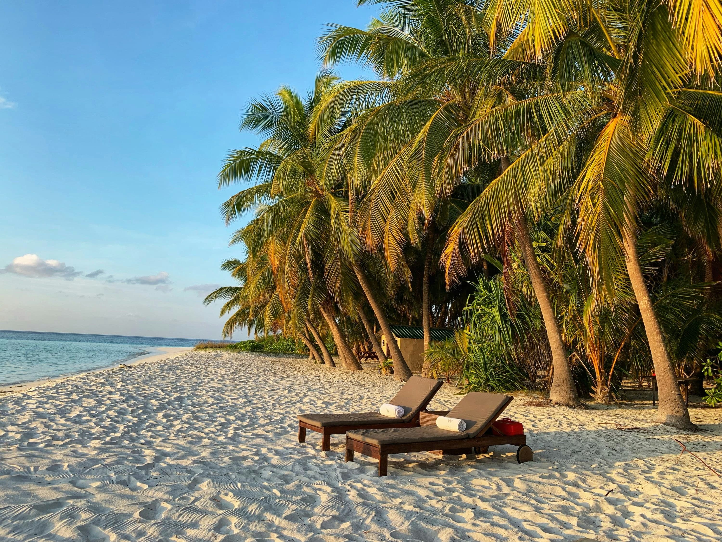 Maldives Honeymoon: Private Villa Romance slide 3