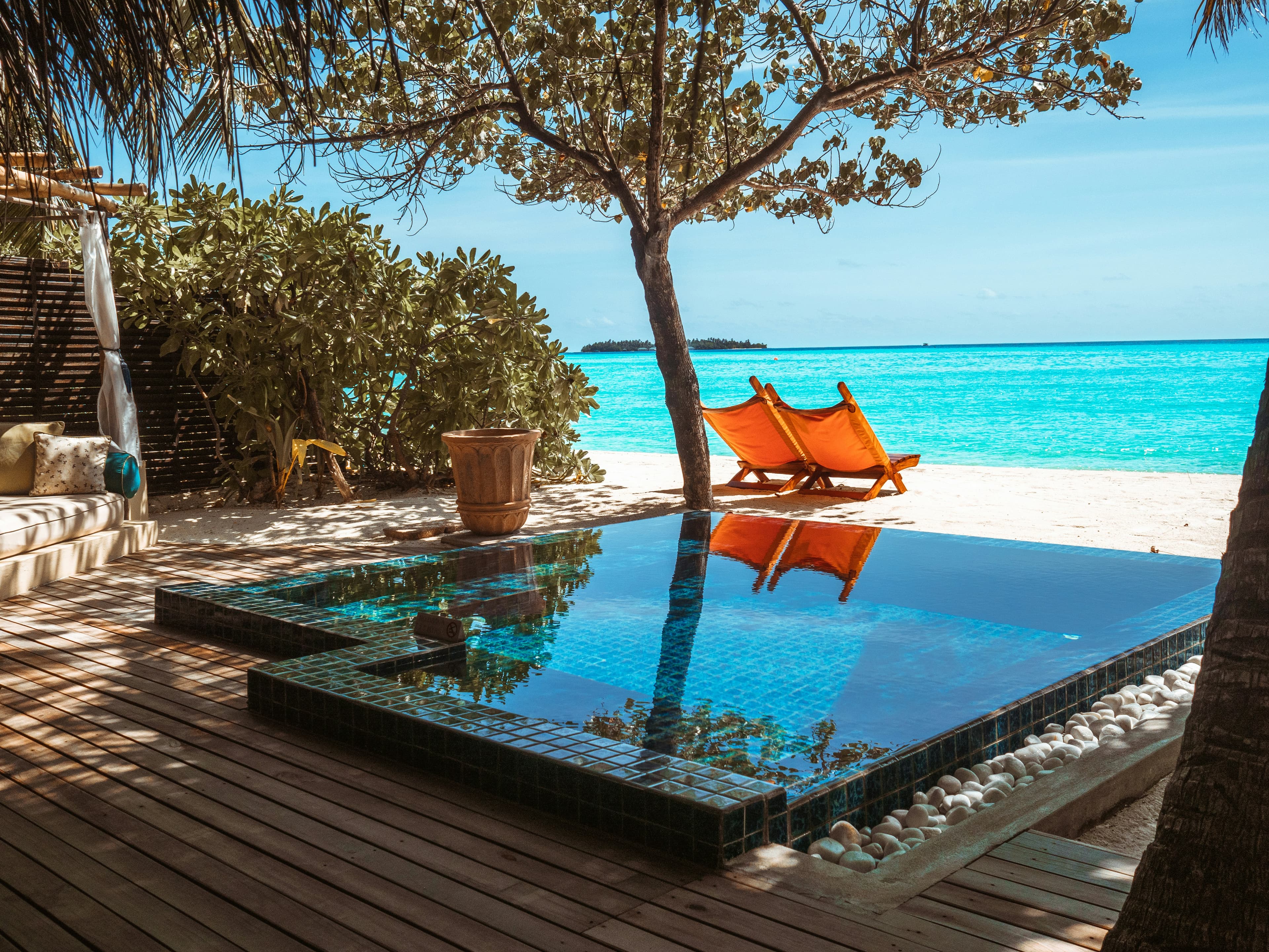 Maldives Honeymoon: Private Villa Romance slide 5