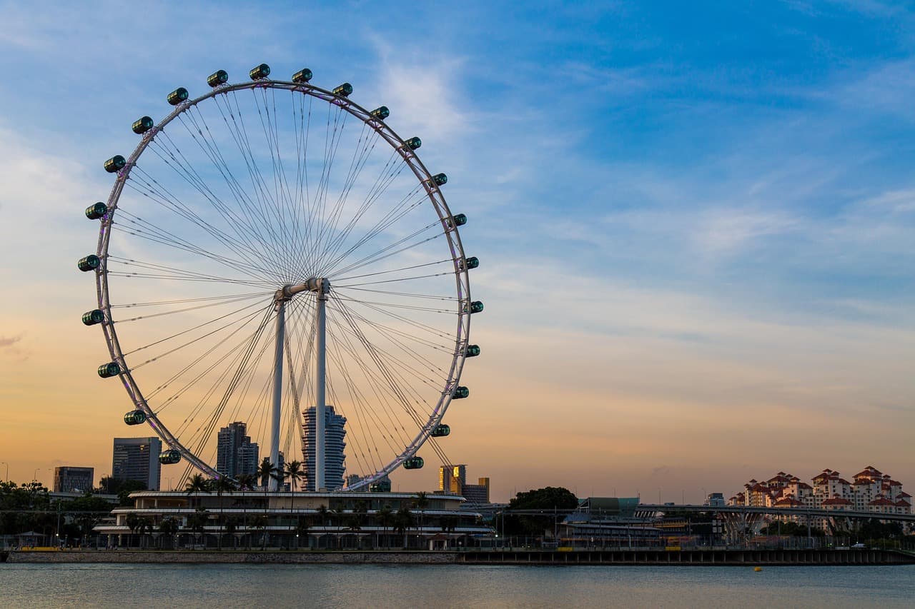 Honeymoon Special Singapore slide 2