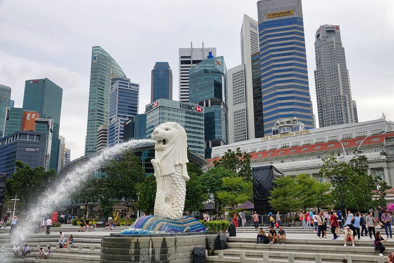 Singapore Family Shopping & Fun Explorer – 6D5N slide 1