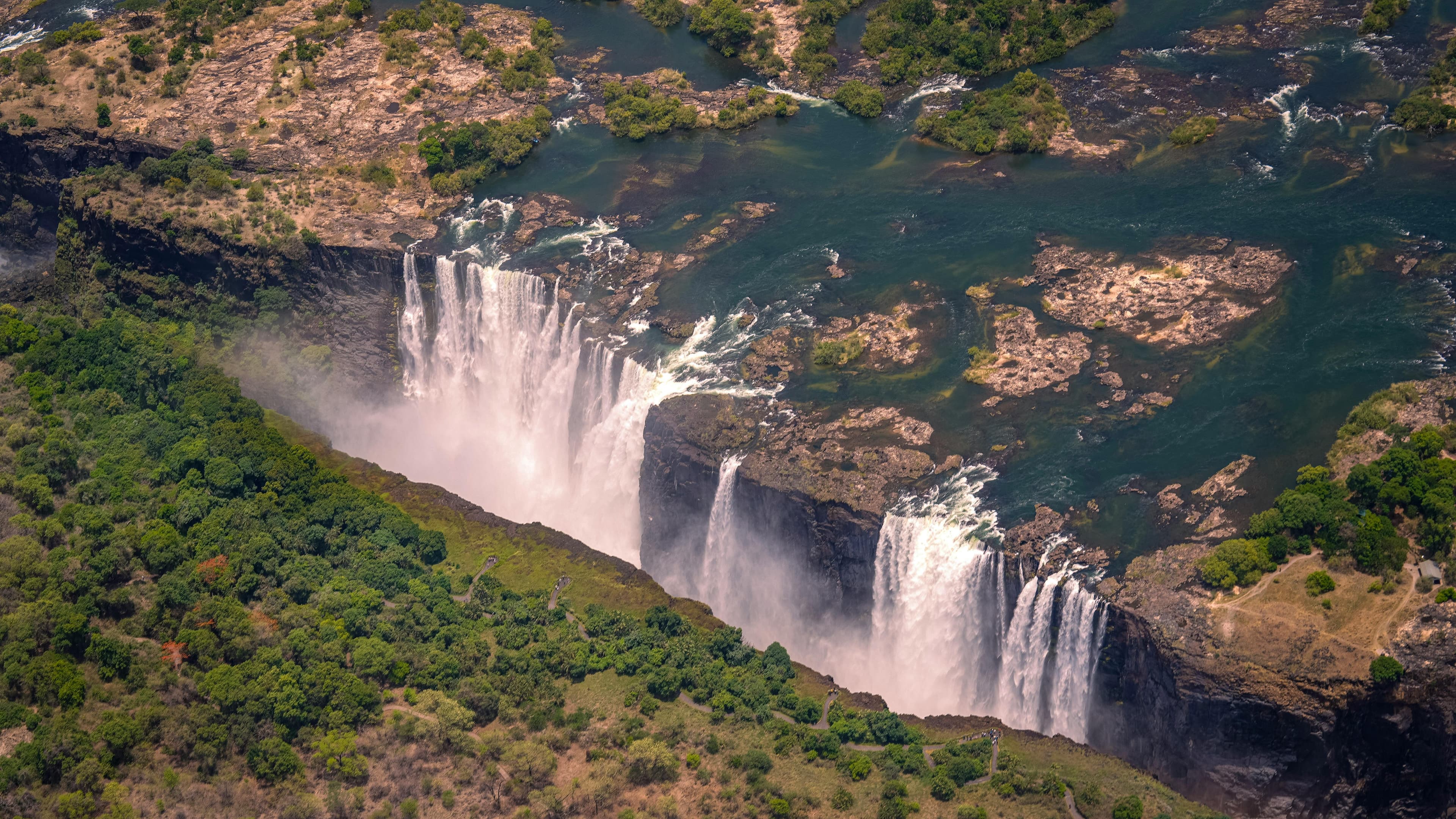Premium Zambia Safari & Falls Adventure slide 2